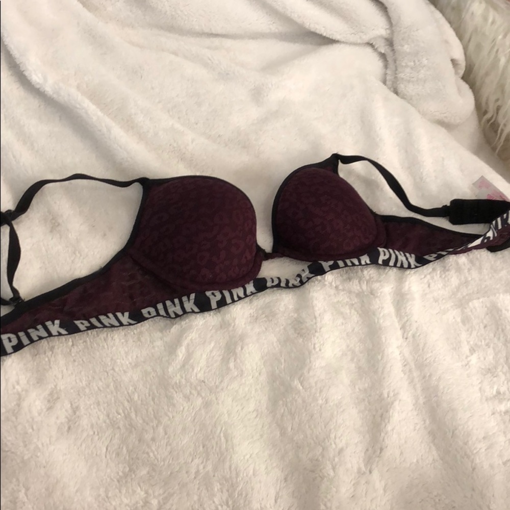VS Pink bra